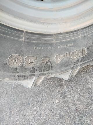Rueda de tractor