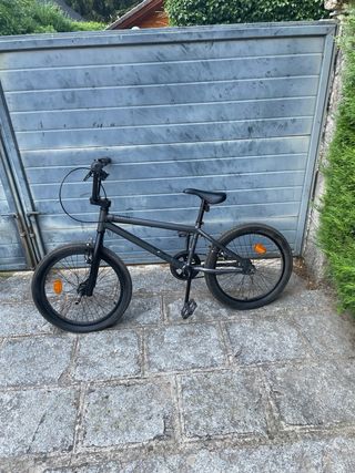 Bicicleta BMX Negra