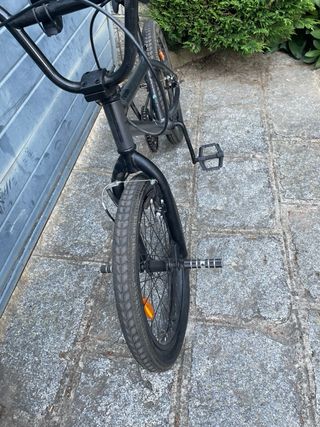Bicicleta BMX Negra