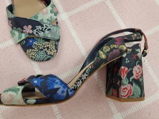 Sandalias Stradivarius Talla 38 Flores