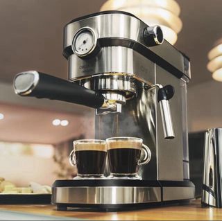Cafetera Express Cecotec