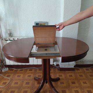 Mesa redonda extensible madera y cristal