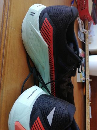 Salomon scarpette nere
Active shassis