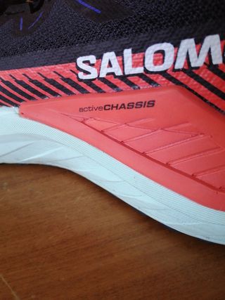 Salomon scarpette nere
Active shassis