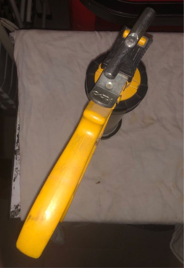 Pistola Sika para sellador