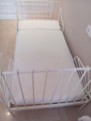 Cama extensible niños Ikea 80x200 + colchón