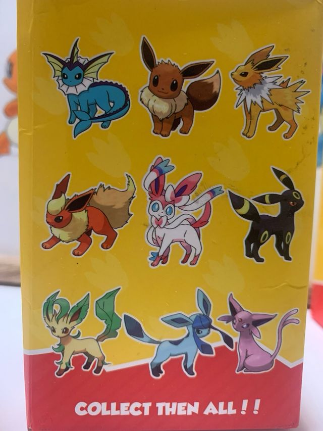 Scatola misteriosa Pokémon Eeveelutions
