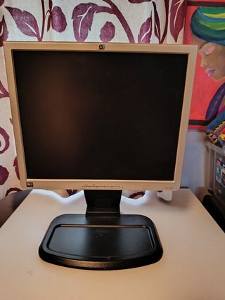Monitor HP 1740 Plata/Negro