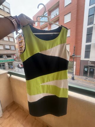 Vestido formal negro, verde y blanco