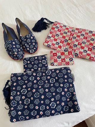 Conjunto Alpargatas y Bolsos Florales