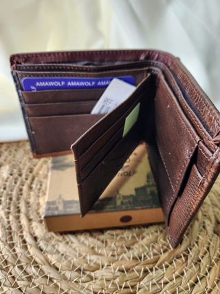 Billetera de cuero para chicos

Marcas  varias 