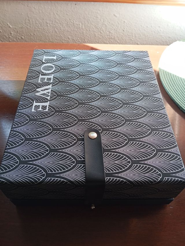 Caixa de cartão Loewe  Vazio Preto