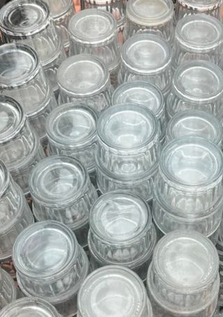 Vasos de vidrio transparentes