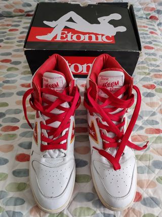 Zapatillas Etonic Olajuwon Blancas y Rojas