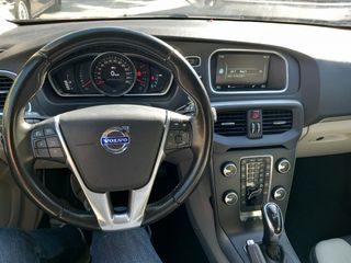Volvo V40 D3 Cross Country Automático