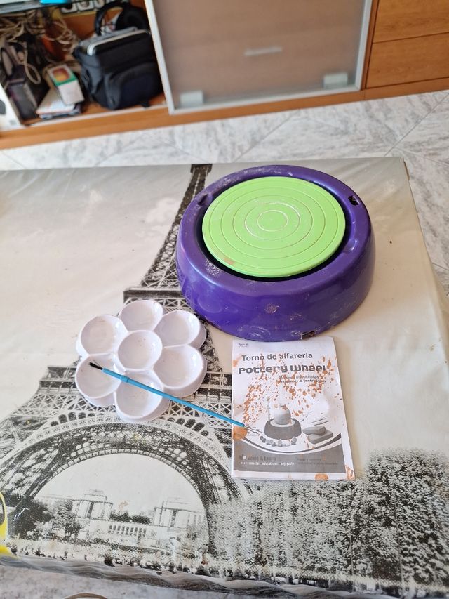 Torno de alfarería infantil