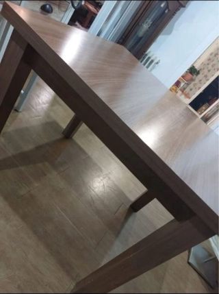 Mesa de comedor extensible resistente y elegante