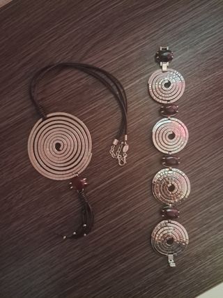 Conjunto Fossil Collar y Pulsera Espiral