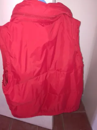 Chaleco acolchado mujer con gorro