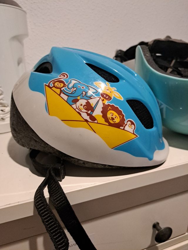 Casco de bici infantil con dibujos