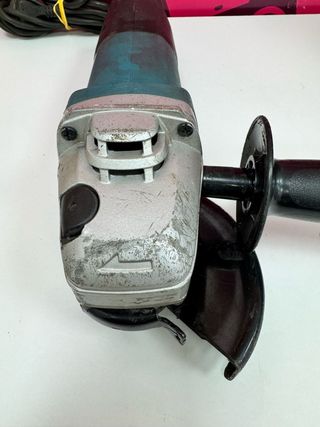 Radial Makita 9565PCV