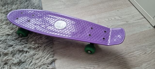 Patinete morado