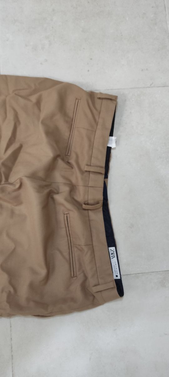 Pantalón Zara Talla 46 Marrón