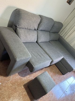 Sofá modular gris 3 plazas con dos butacas