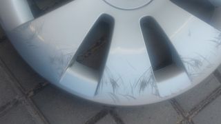 Tapacubos Mercedes  BENZ 16 " con ralladuras
