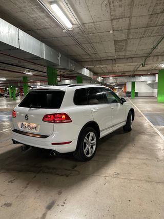 Volkswagen Touareg 2014