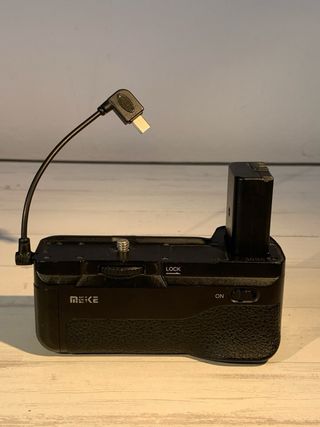 Empuñadura Meike para Sony A6500