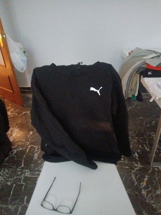 Sudadera Puma Negra Gruesa con Capucha