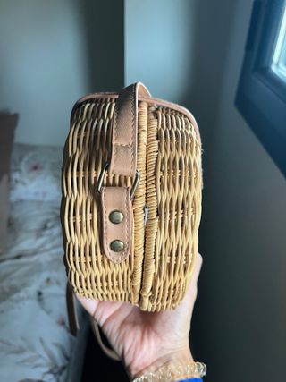 Bolso redondo Gioseppo tejido