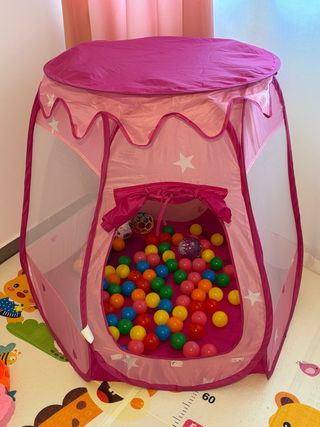 Castillo de bolas rosa para niños