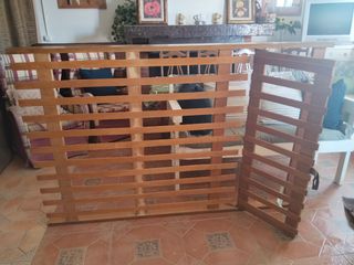 Somier de madera y colchón