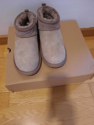 Stivali da donna UGG taglia 38 marroni