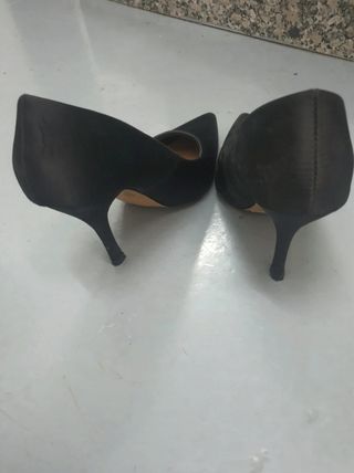 Zapatos de tacón negros