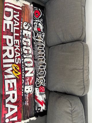 Bufandas de fútbol Komando Petaka y Rude Boys
