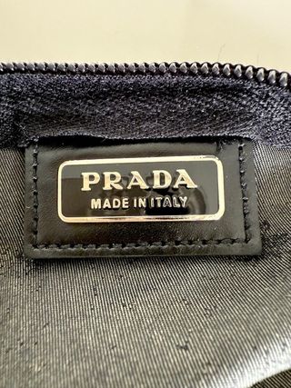 Custodia Prada in nylon nera