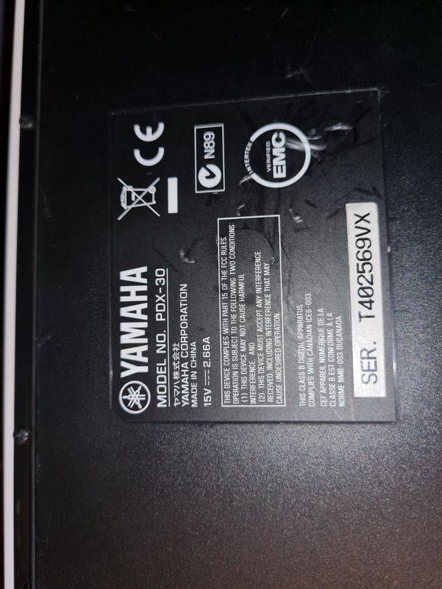 Base blu Yamaha PDX-30