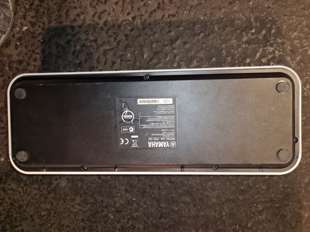 Base blu Yamaha PDX-30