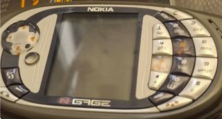 Nokia N-Gage QD libre + caja y accesorios