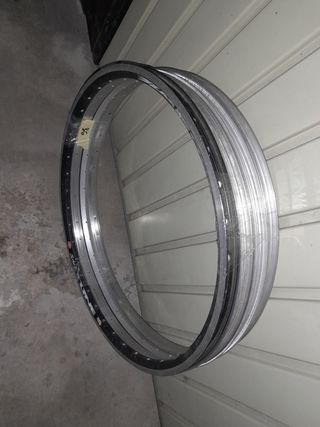 4 Aros de llanta bicicleta
26" 32 radios
