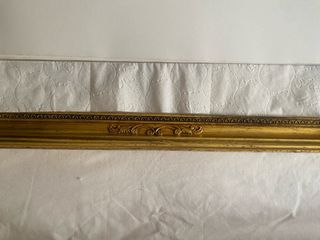 Marco de madera dorado vintage