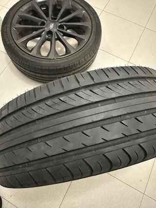 Llantas Ford Fiesta  MEDIDAS 195/45R16 84V XL