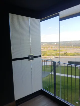 Se fabrica y repara carpintería de aluminio