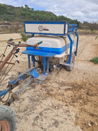 Remolque pulverizador cuba tanque para motocultor