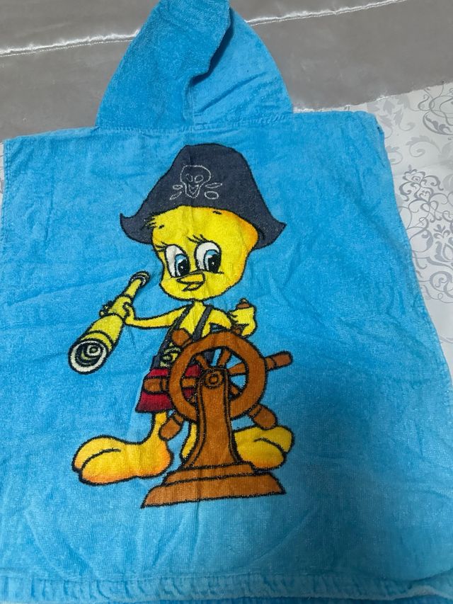 Toalla playa bebé Piolín pirata