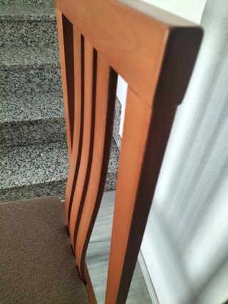 Silla de madera haya impecable