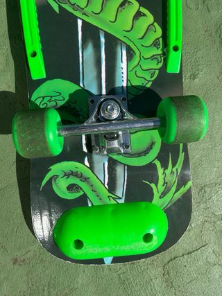 Skate Vintage Dragón Verde
